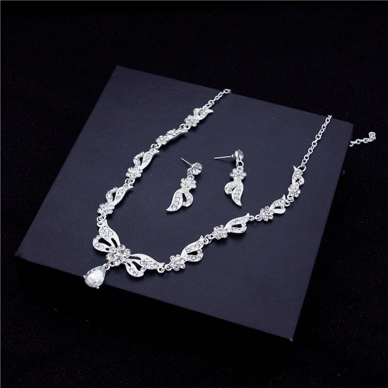 Koreaanse Mode Bruids Sieraden Sets Voor Vrouwen Bruid Tiara Kronen Oorbel Set Ketting Bruiloft Dubai Sieraden Sets Accessoires