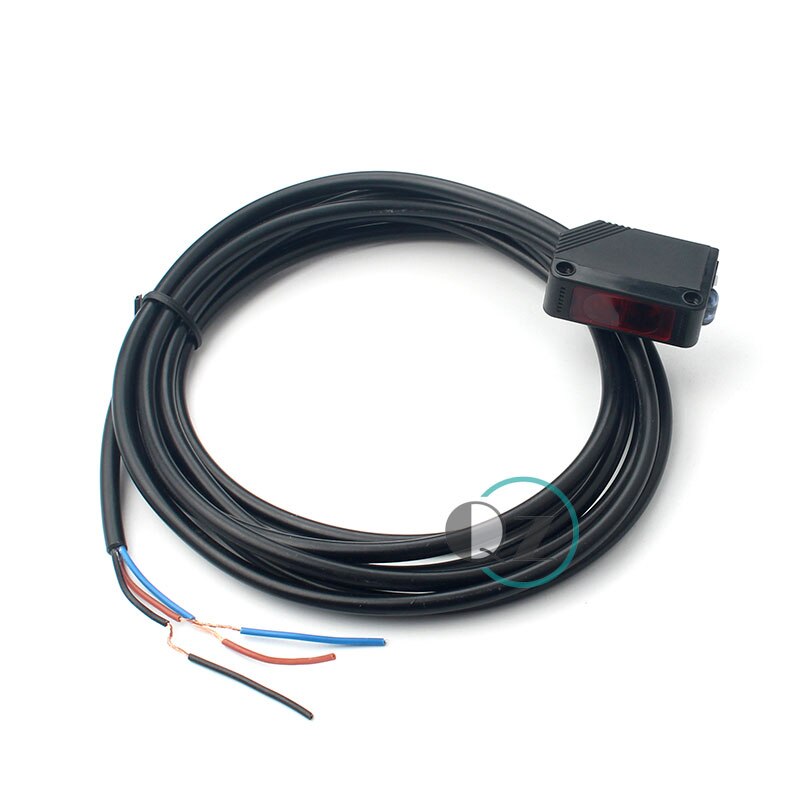 E3Z-D61 Photoelectric switch sensor DC12-24v NPN original E3Z-R61 E3Z-D62 E3Z-D81 E3Z-R81 E3Z-D82