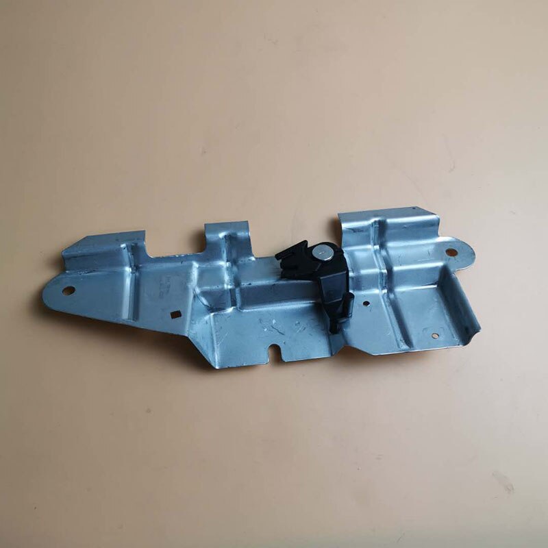 Bootlid-soporte para actuador de bloqueo de maletero, 1J5827425C 1J5827425D 1J5827425F 1J5827567A, para Volkswagen Jetta MK4 Golf Bora: Bracket