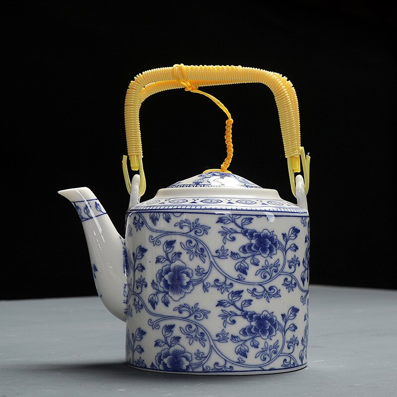 Théière en céramique 800ml style chinois théière en porcelaine bleue et blanche imprimée à la main poignée en bois de bambou fournitures de cuisine
