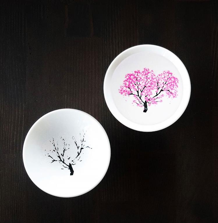 Japanese Magic Sakura Cup Cold Temperature Color Changing Flower display Sake Cup Ceramic Kung fu Tea Cup Tea Bowl