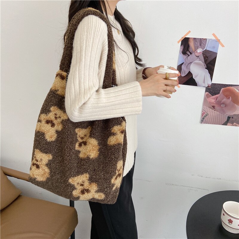 Bont shopper schoudertas grote pluche winter shopping handtas voor vrouwen eco shopper tassen portemonnees: Bruin