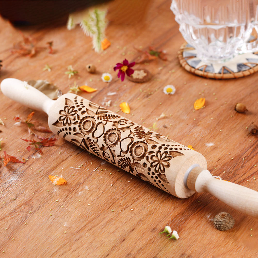 1 pcs Wooden Sunflower Embossed Rolling Pin with Pattern for Kitchen Pastry, Baking Tools, Deep Engraving Cookies Stamp Tool: Dark Khaki