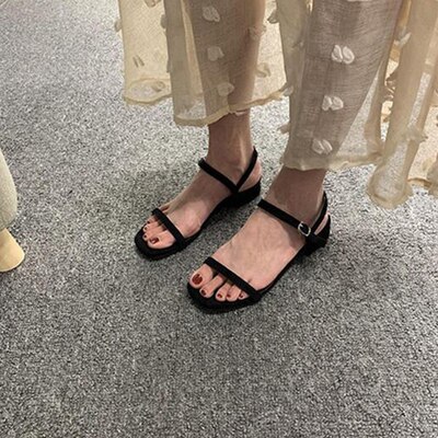 Eoeodoit sommar låga klackar sandal kort casual dagliga sandaler öppen tå skor kvinnor rom sandaler: Svart / 5