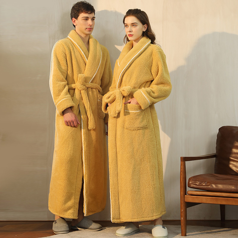 Vrouwelijke Herfst en Winter Warm Lange Flanel Dikke Paar Bad Badjassen Mannen Vrouwen Pyjama Douche Gewaad Badhanddoeken Voor Volwassenen