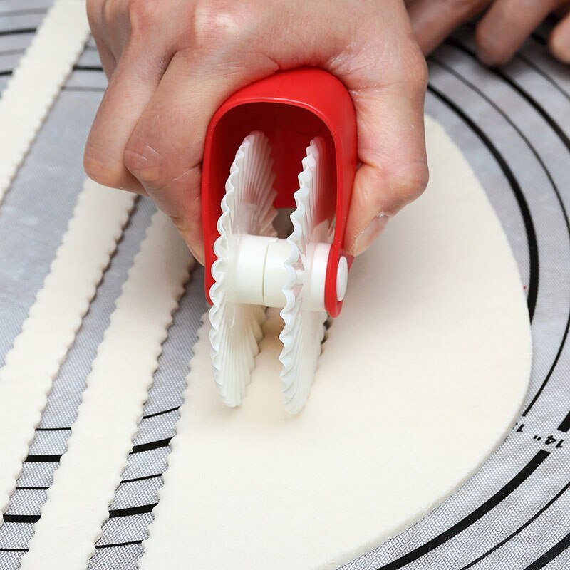 Gebak Snijden Wiel Noodle Maker Rooster Roller Deeg Cutter Tool Keuken Helper Diy Deeg Pizza Curling Wiel