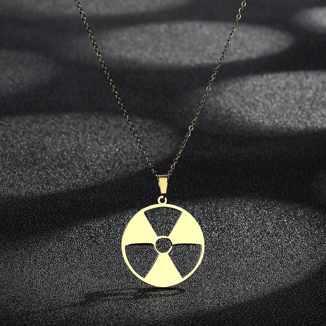 Kinitial Janeiro-colgante con símbolo de peligro de radiación, collar radiactivo, Logo de Hulk, emblema Nuclear, logotipo Cyber Goth, estampado Stalker