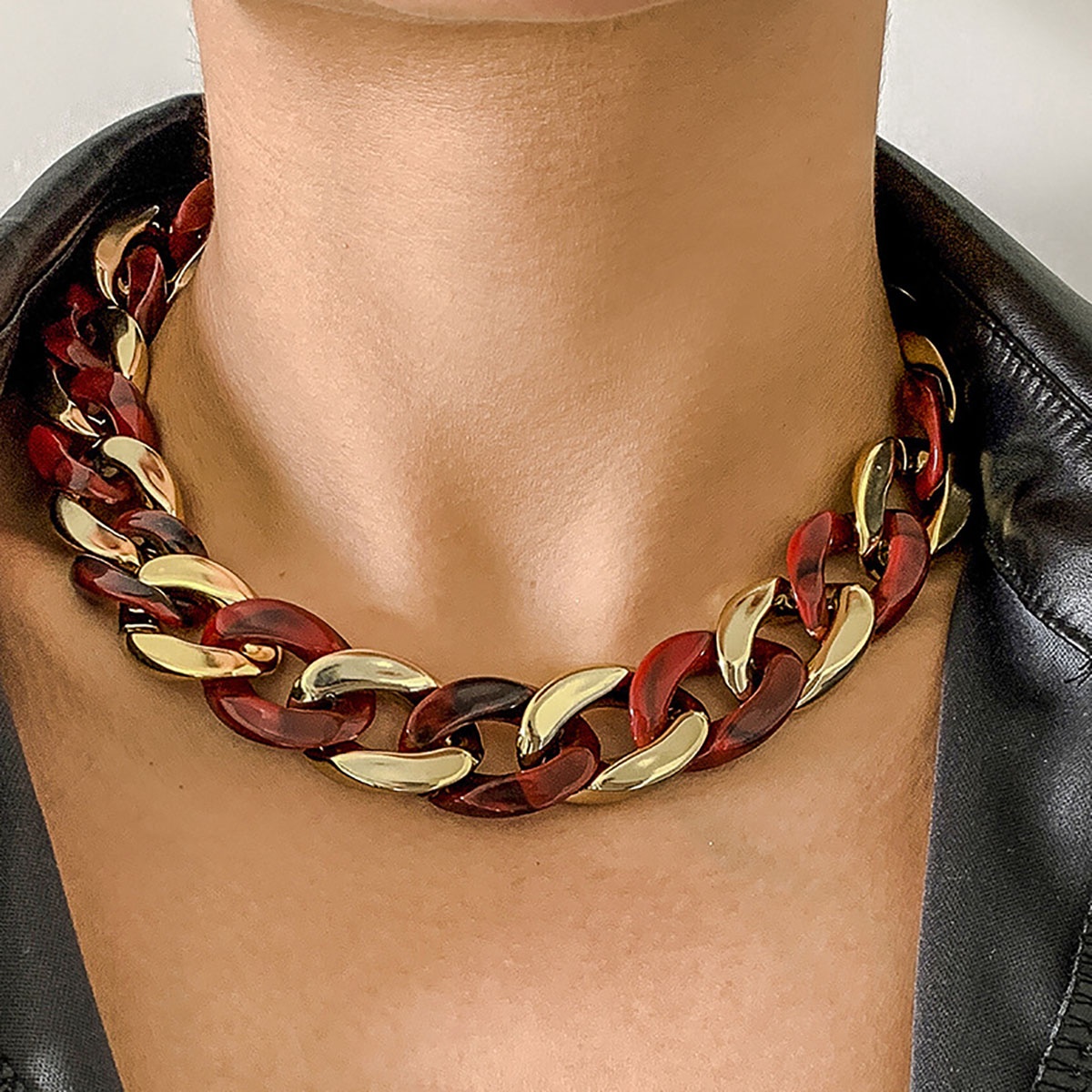 Collar Simple exagerado para mujer, cadena CCB gruesa distorsionada de Hip Hop de 4 colores, collares creativos, de joyería para chica Glamour a la: Azul de zinc