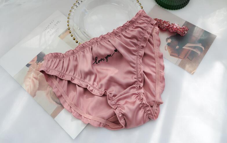 Photo M L XL Lovely Cute Lolita Kawaii Intimated Silk Good Satin Embriodery Panties Underwear Brief