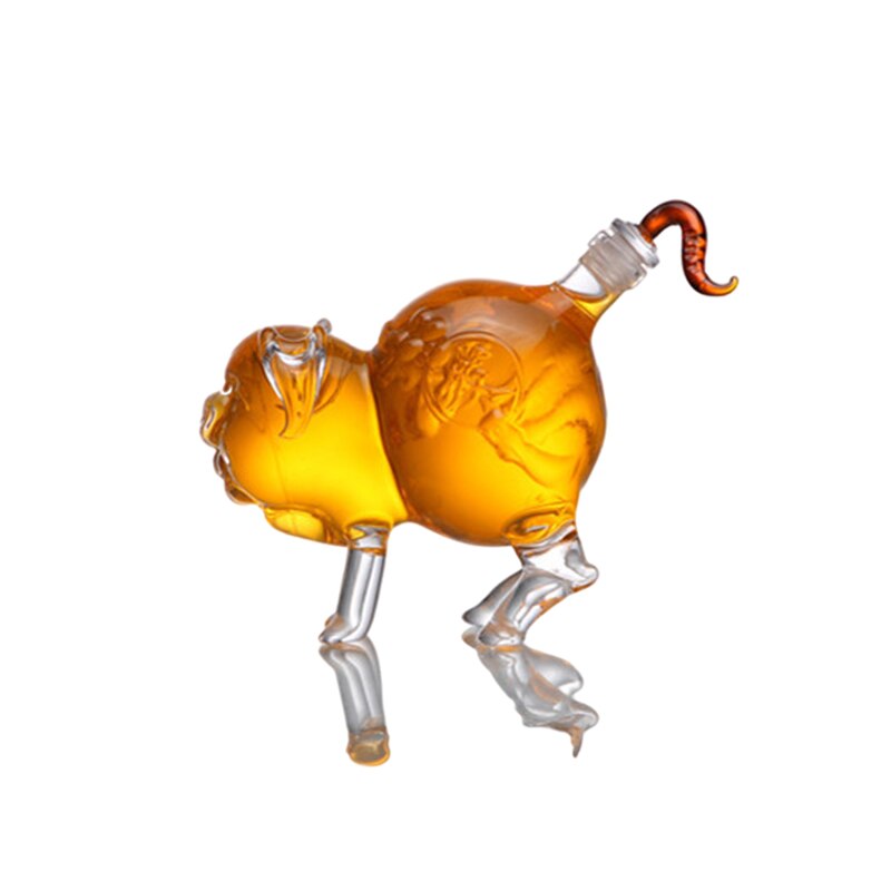 12 style animal shaped novelty wine bottle lead-free glass barware men whiskey decanter for Liquor Scotch Bourbon: Pig