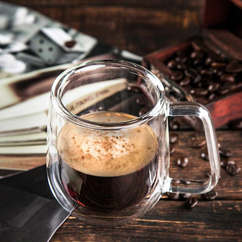 1 st dubbla kaffemuggar med handtaget muggar dricksisolering dubbelväggig glas tekopp drinkware mjölk