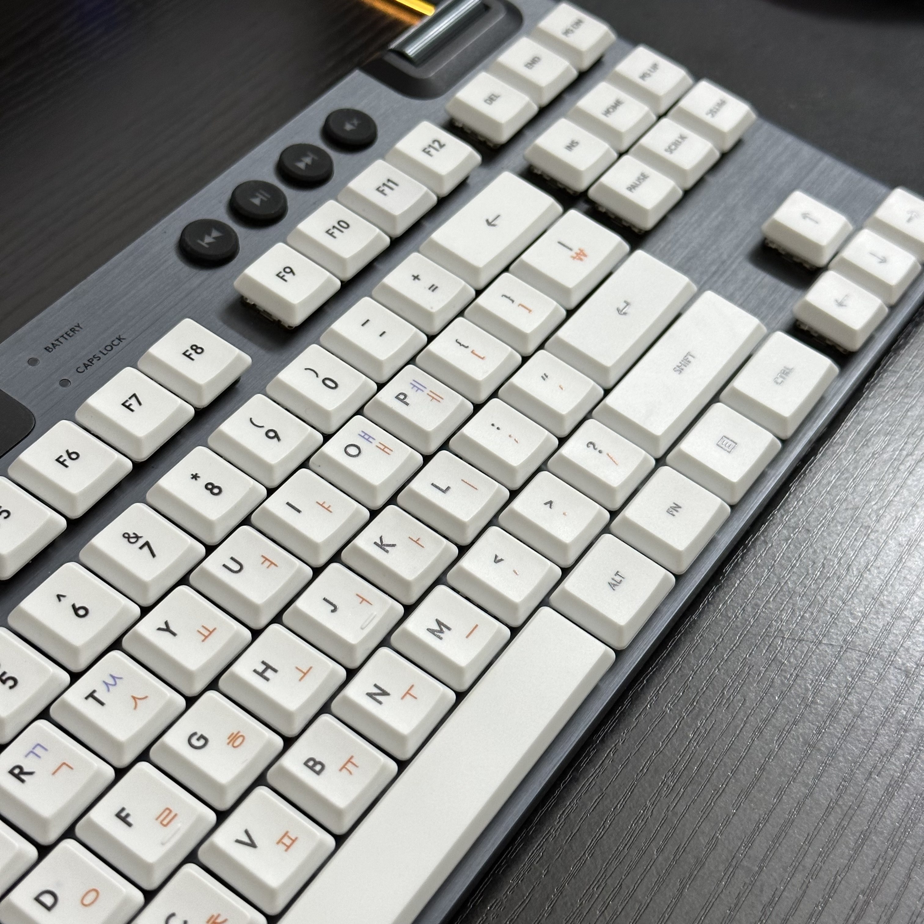 Korean Keycaps PBT Minimalist Style Custom Keycap Set Suitable for Logitech G813/G815/G913/G915 TKL RGB Mechanical Keyboard