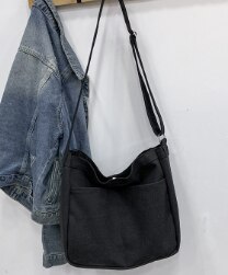 Ins canvas tas harajuku ulzzang japanse schoudertas eenvoudige effen kleur koeriersdoek en een generatie van vet: Zwart