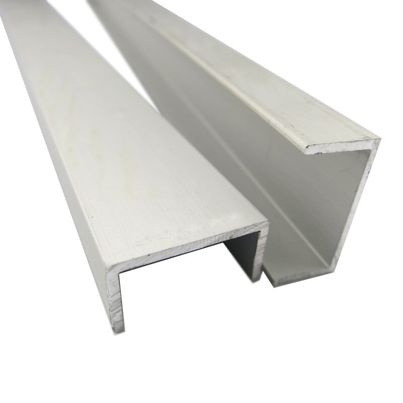 Profilé aluminium 30x30 fente 8 mm 4 fentes latérales