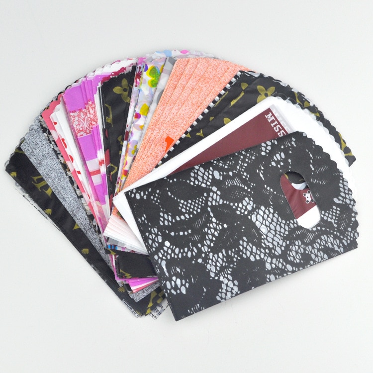 100 unids/lote 9x15 cm Mini bolsas de plástico para de cumpleaños Paquete de admisión familiar Paquete de bolsas de compras patrón color al azar: Default Title