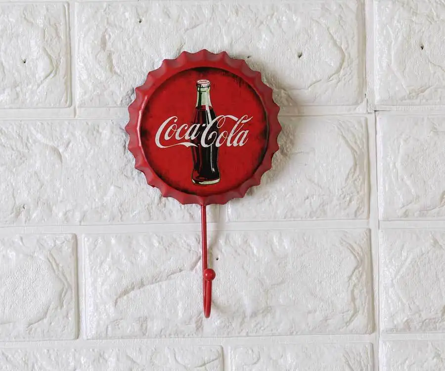 Ganchos de pared para cafetería, gancho decorativo para decoración de Bar, botella de cerveza Retro, colgador de hierro para colgar abrigos, accesorios bonitos para decoración del hogar y Bar