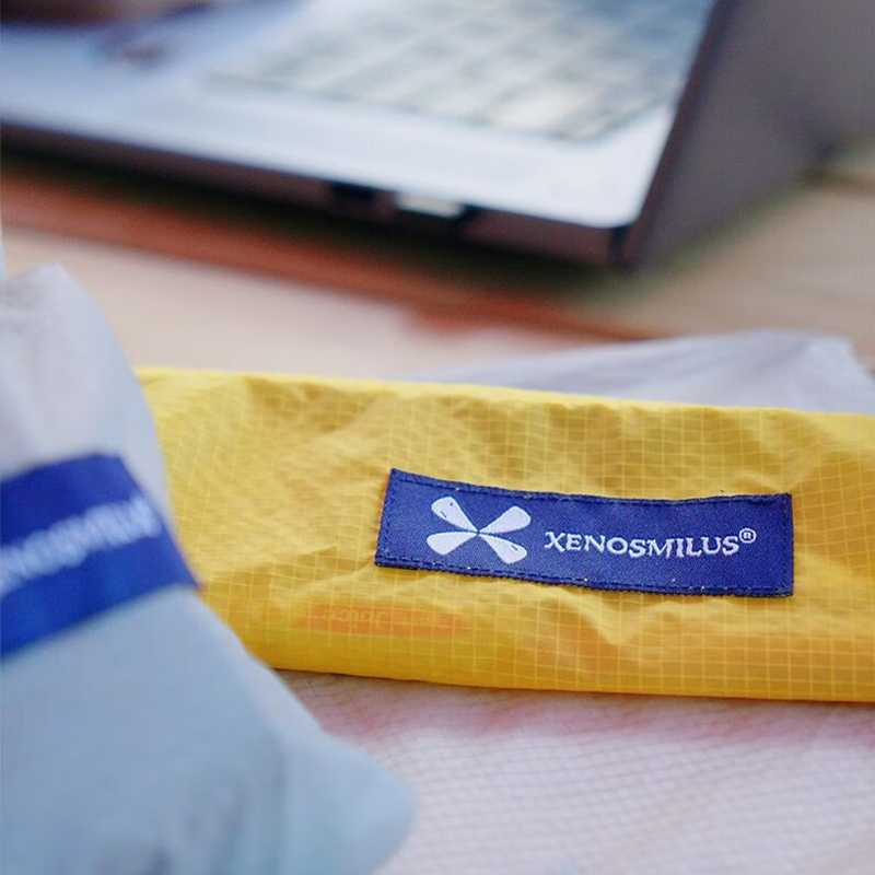 Waterproof Pencil Case with Large Capacity, Lightweight and Minimalist , Perfect for Students and Exams