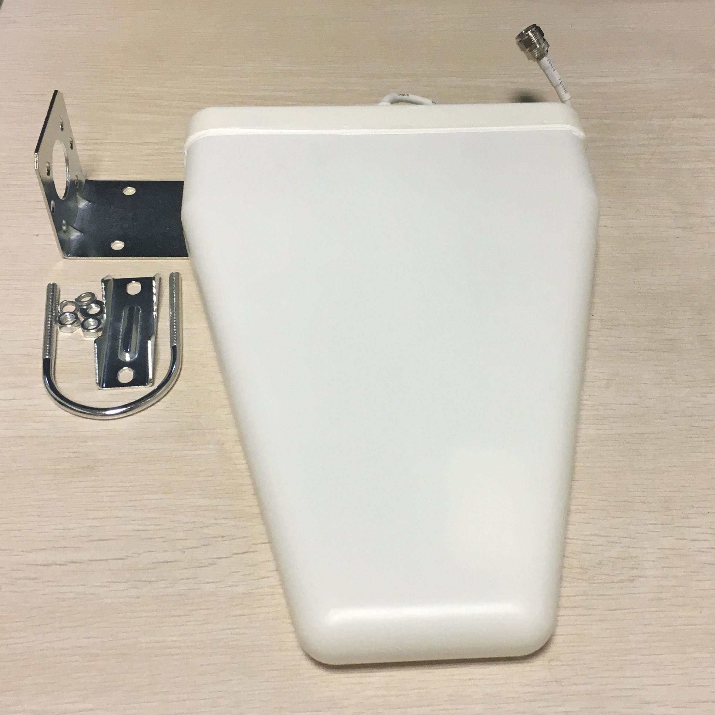 Antenne externe GSM 2G 3G 4G LPDA 800 – 2700 Log périodique répéteur de Signal pour téléphone portable, double bande