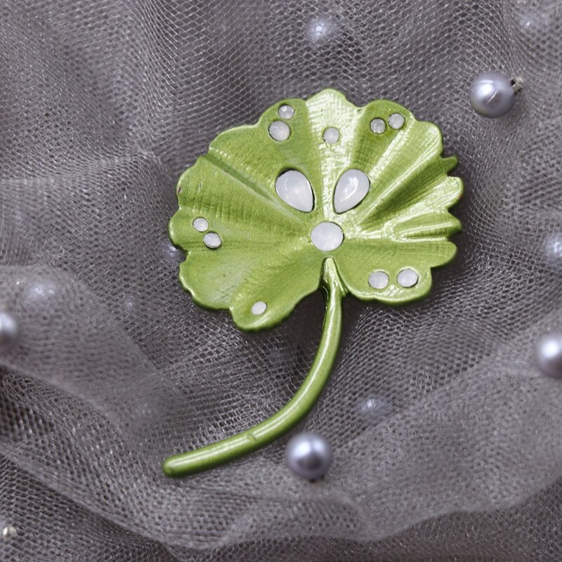 HUANZHI Vintage émail vert couleur plante perles broche arbre Lotus feuille myrtille fleur bambou broche pour femmes bijoux: 17