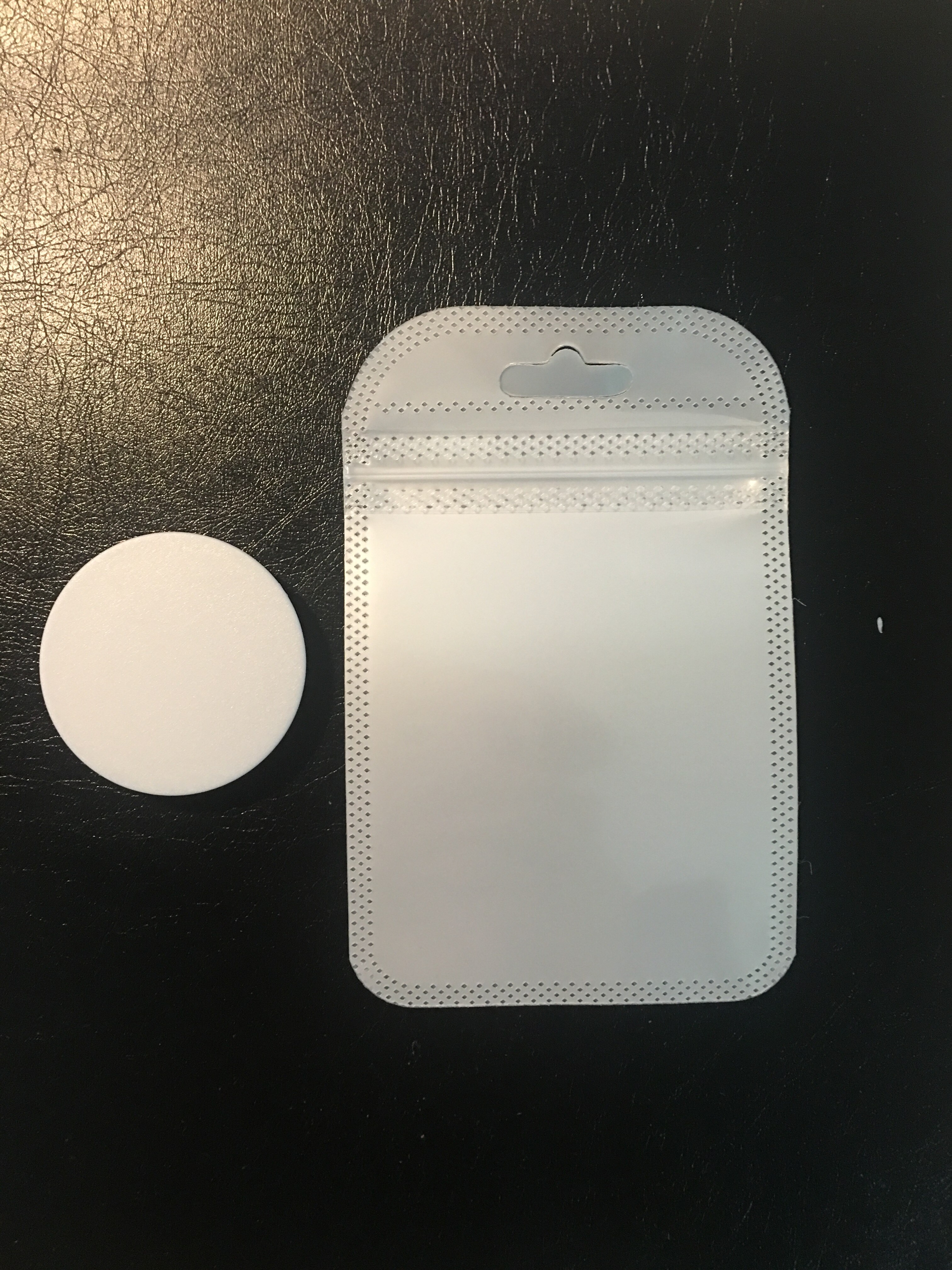 100pcs/Lot Universal Cell Phone Holder with OPP bag Real 3M glue Grip Stand 360 Degree Finger Holder Expandable Flexible