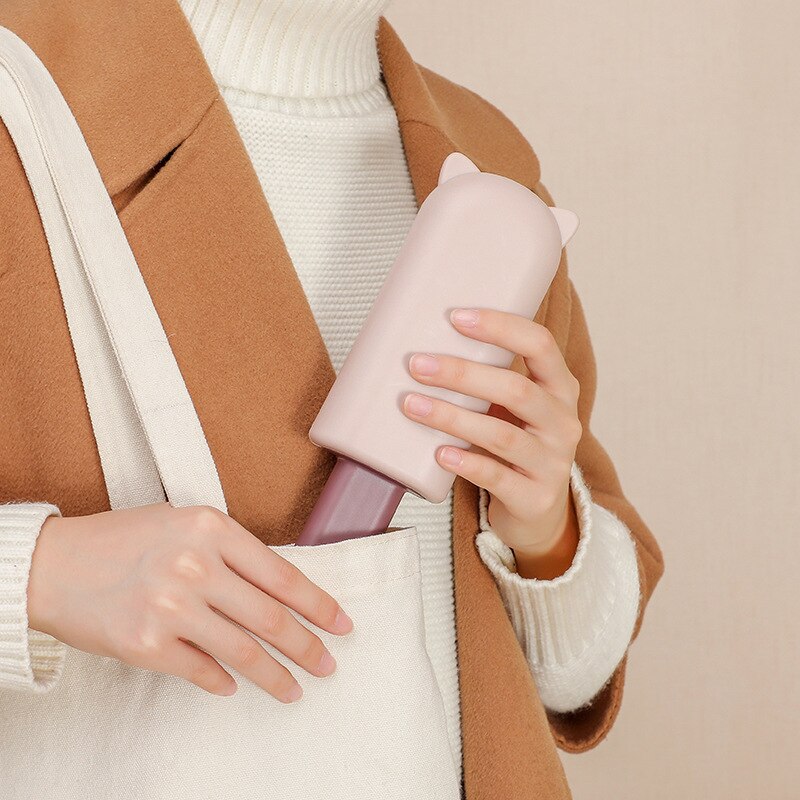 Magic Lint Remover Cartoon Clothing Hair Remover Brush Pet Hair Remover Roller Reusable Cleaning brush Lint Removal Static Brush