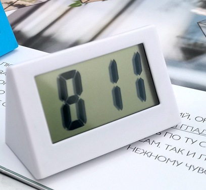 Simple Desktop Desktop Clock Mini Digital Small Desktop Clock Desktop Clock Silent Small Alarm Clock Car Clock 1Pc: WHITE