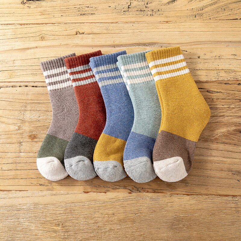 ITAZURAPIG 5 Pairs/Lot Cute Kids Socks Mix Colour Warm Cotton Socks Animal Print Socks 1-12 Years Children Mid Tube Socks
