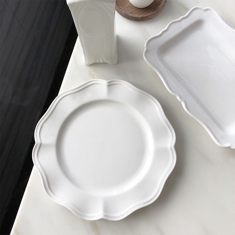 French Western white ceramic plate embossing pattern retro dessert plate disc side plate round salad soup wedding tableware