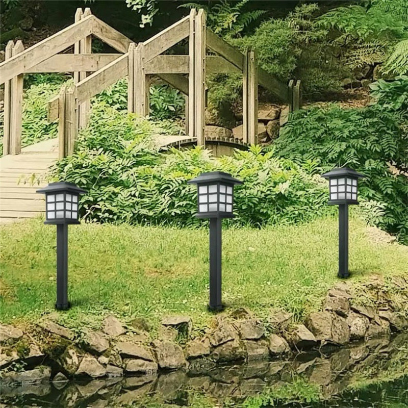2 stks Solar Huis Vorm Buitenlamp LED voor Tuin Landschap Pathway Yard Patio Oprit Loopbrug Pasen Verlichting