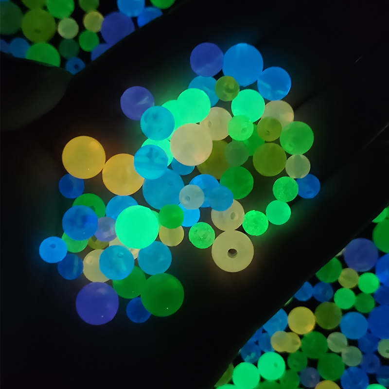 50 ~ 200 Uds. Cuentas sueltas redondas acrílicas luminosas blancas, verdes y azules que brillan en la oscuridad para fabricación de joyería, pulseras DIY de 6/8/10MM
