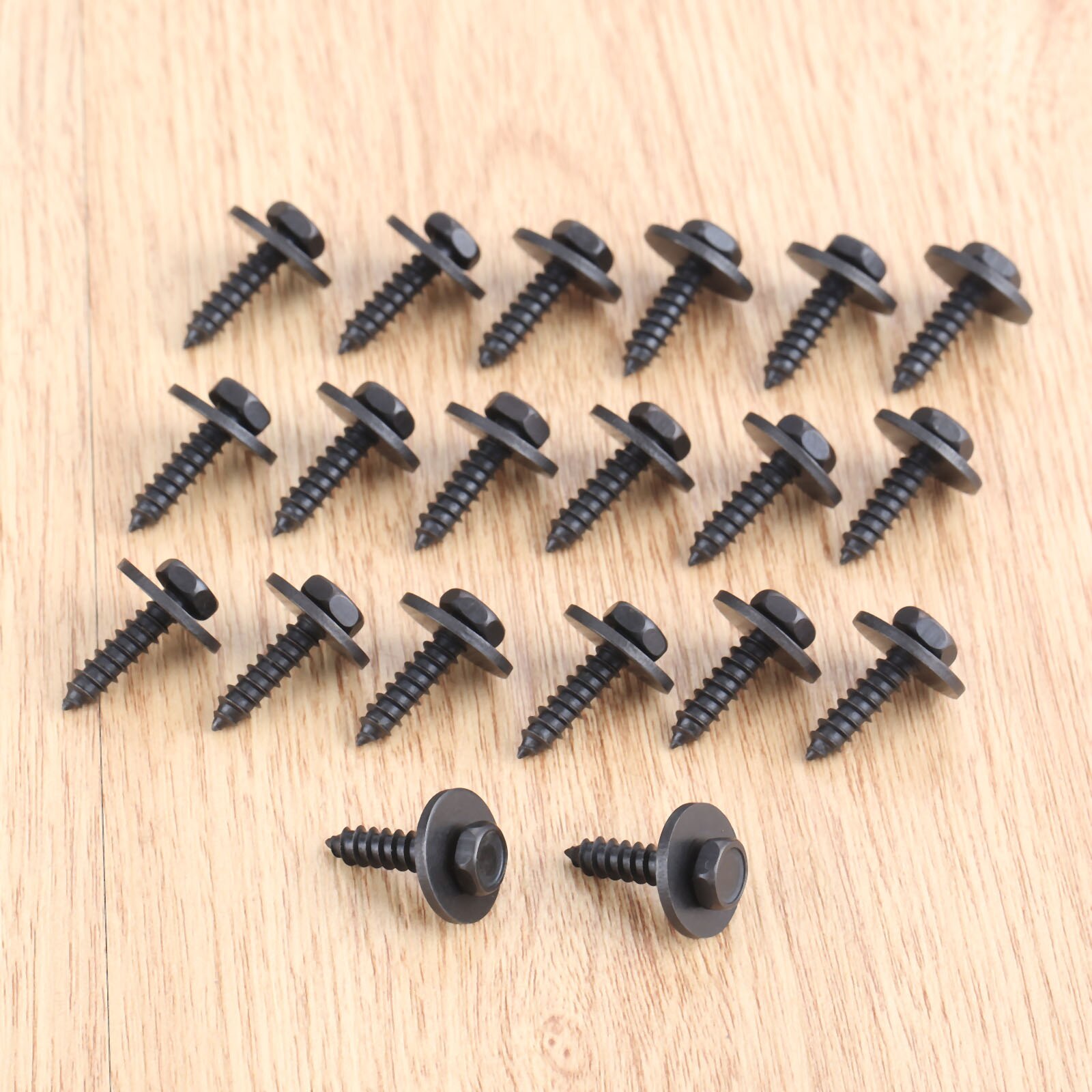 20 pces universal carro auto-rosqueamento parafusos 4.7mm x 17mm cativo arruela solta 8mm hex cabeça grampos de fixação preto
