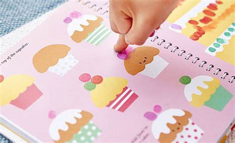 26*22*1.4cm Baby Fingerprint English drawing Book with Rubber Stamp Ink Pad kids Doodling Paint Learning Book Animals Garden