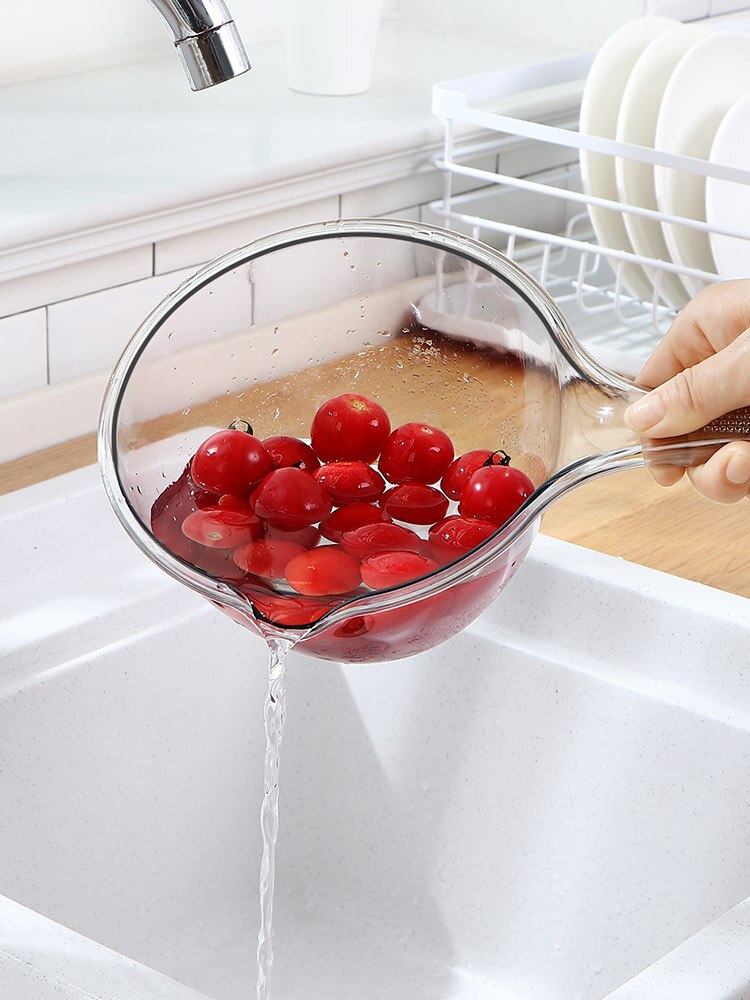 1Pc Long Handle Water Scoop Plastic Cooking Bathing Water Spoon Wash Fruit Baby Children Bath Scoop Ladle Washing Hair Tool