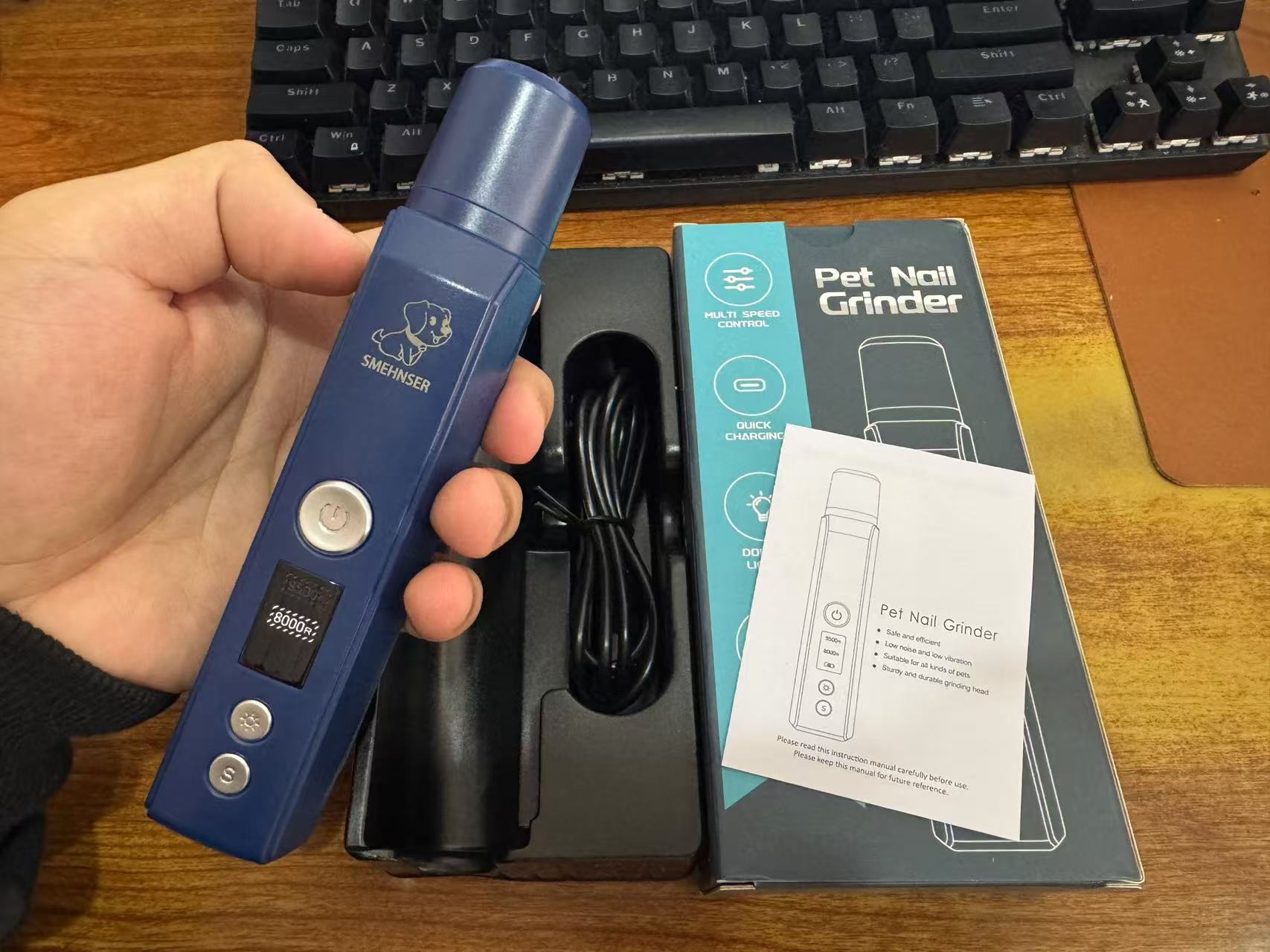 Elektrische LED Hond Nagelslijper Pijnloos Licht Honden Kat Nagelknipper Kleine Grote Honden Huisdier Poten Nagelsnijder Verzorgingsgereedschap