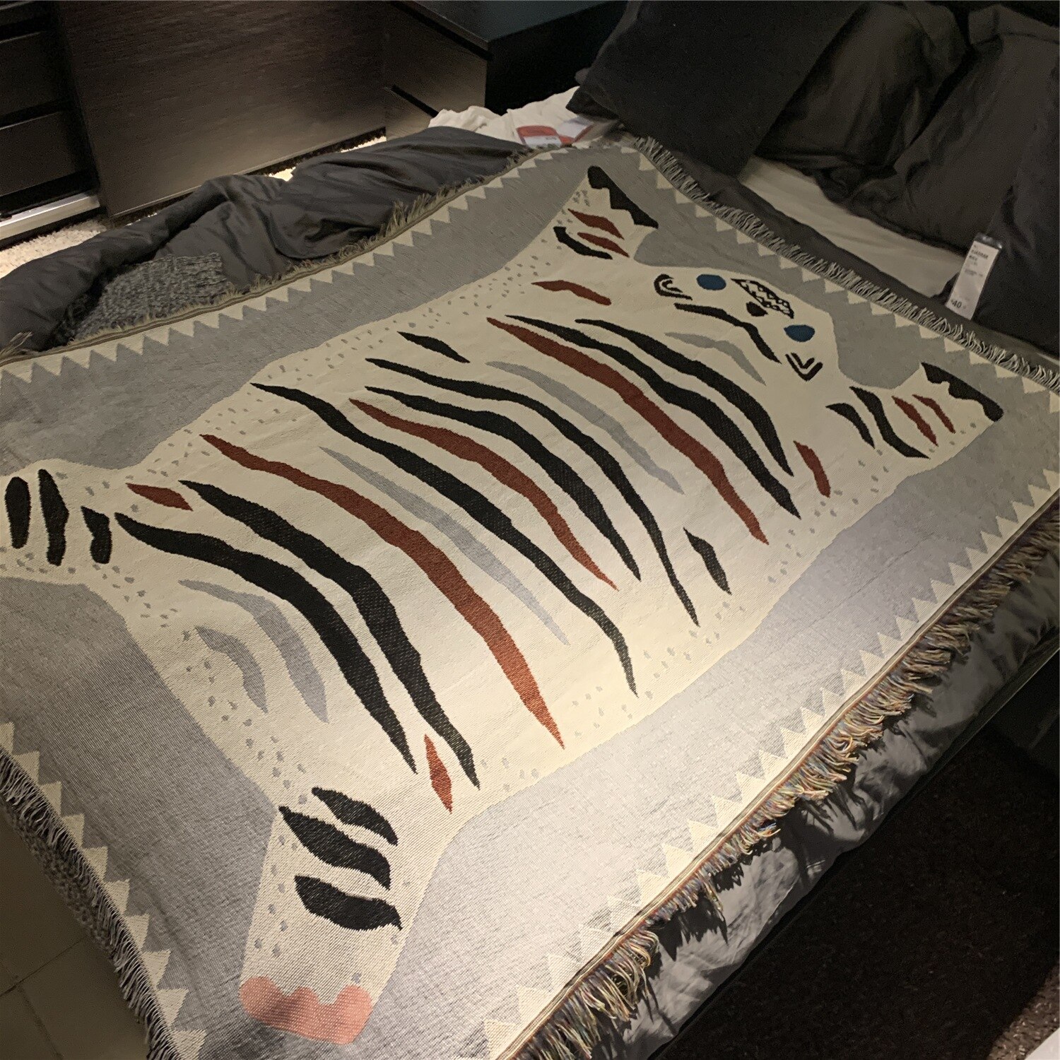 Neue Multifunktions Ebene bilden Decke nordisch Weiß Tiger Sofa Abdeckungen Cobertor Staub Abdeckung Haushalts Sofa Heimat dekorative