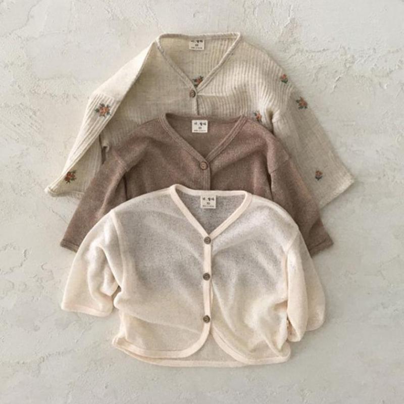 Cárdigan de algodón para bebé, abrigo Delgado suelto de Color sólido para niños, ropa antimosquitos, chaqueta Floral para bebé y niña, novedad de primavera y verano