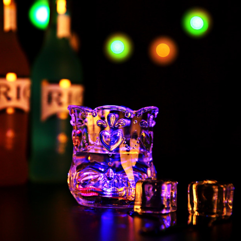 Magisk blinkende lys glød krus kinesisk drage kop fest lysende øl vin whisky bar krus