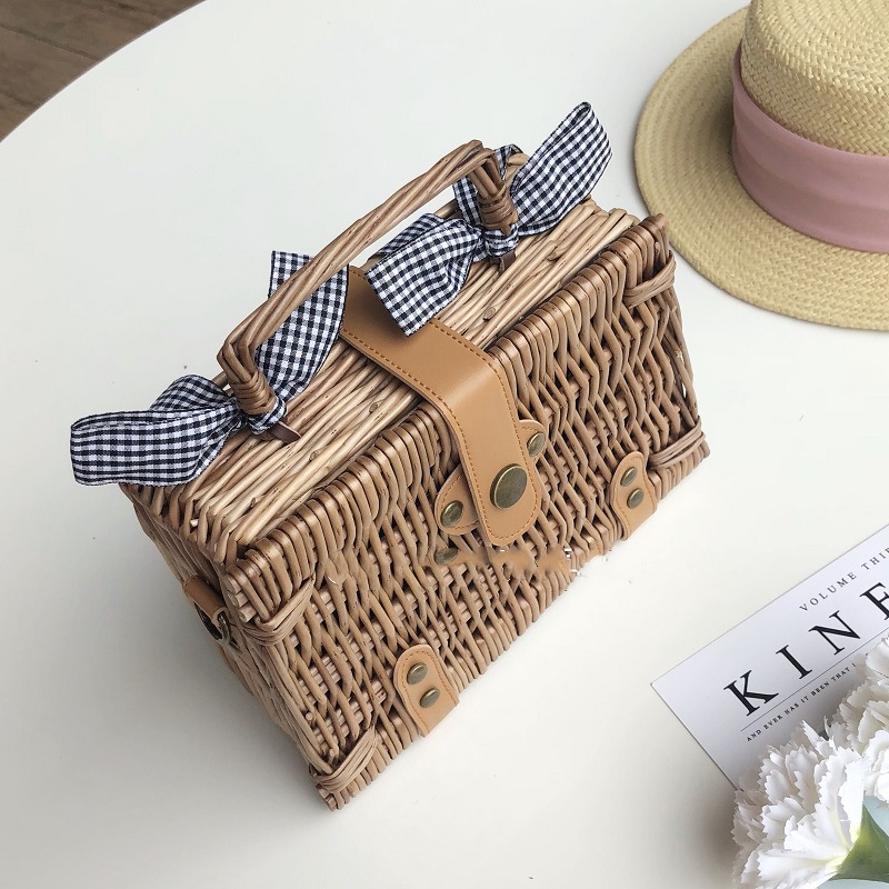 Retro Handgemaakte Rotan Hasp Tas Kleine Vierkante Doos Japanse Geweven Mini Koffer Voor Vrouw