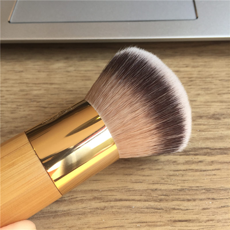 The buffer airbrush finish bamboo foundation brush - Dense Soft Synthetic Hair - Beauty Makeup Blender Applicator