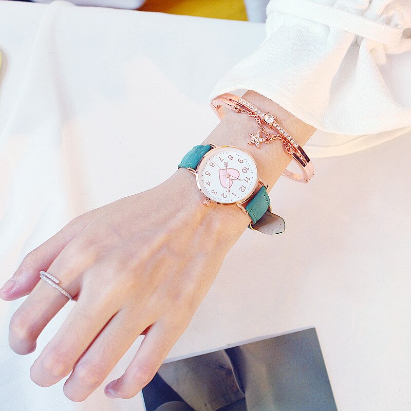Cute Women Watches Casual Leather Strap Bracelet Lovely Girl Wrist Watch Pink Heart Shape Clocks Relogio Feminino