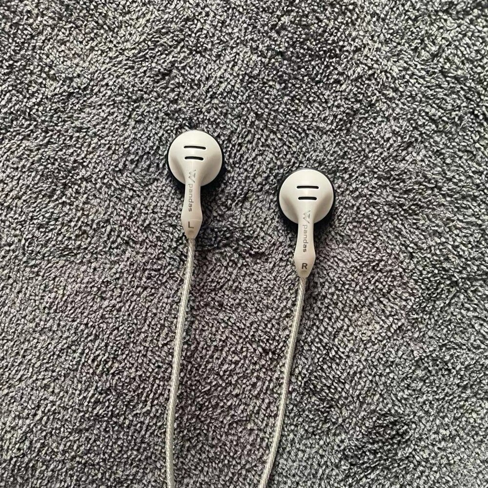 DQSM Audio Z&W Pandas PK2s Earbud In Ear Earphone Flat Head Plug Earplugs Headset HIFI Earbud 3.5 4.4mm Plug HiFi Headphones: Red