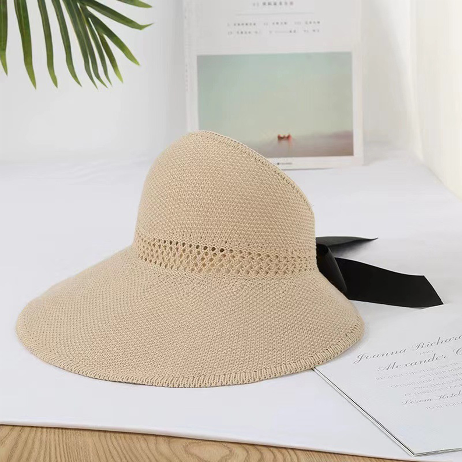 Foldable Women Wide Brim Straw Hat Breathable French Style Sun Hats with Bowknot for Outdoor Travel Photography: WHITE