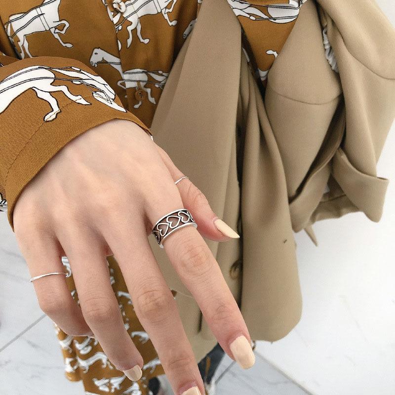 Bagues ouvertes simples en forme de cœur creux pour filles, bagues de couleur argent, bijoux de mariage esthétique, de promesse pour femmes: Violet clair