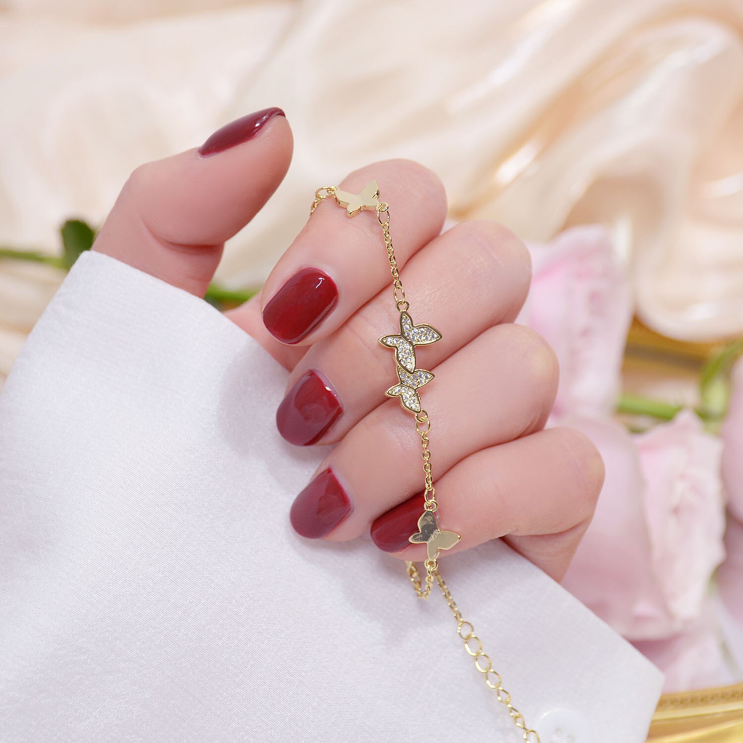 14k gold-plated fine jewelry butterfly micro-inlaid zircon bracelets for women, delicate luxury women's jewelry bracelet