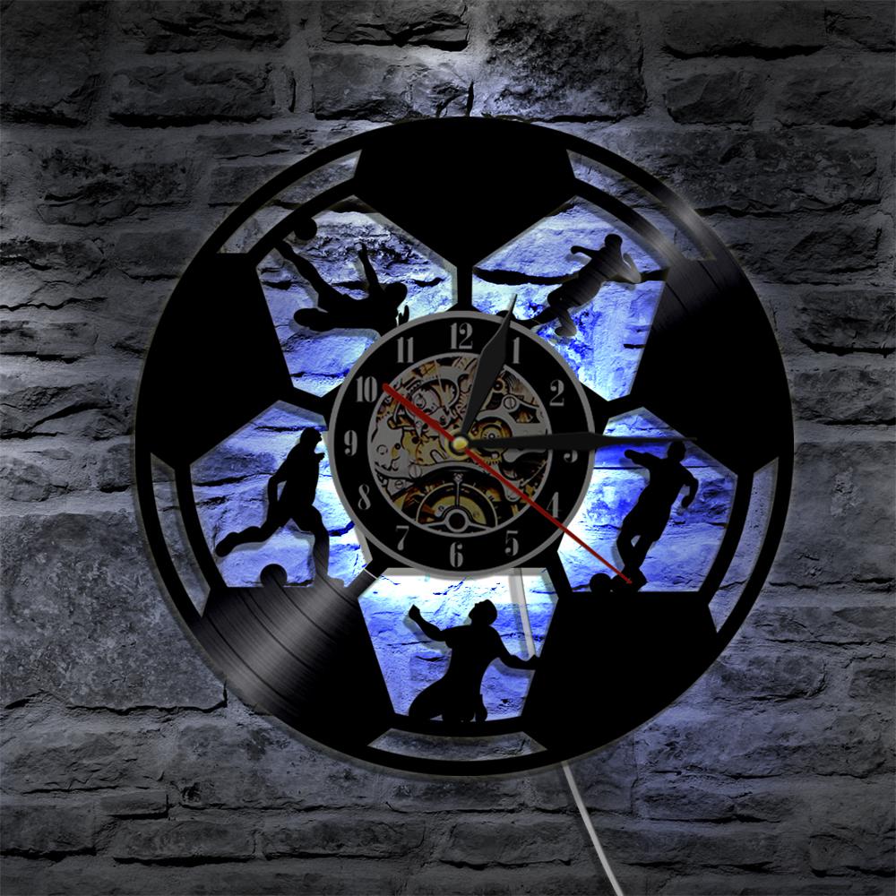 Moderne Voetbal Muur Art Klok Met Led Licht Voetbal Bal Silhouet Vinyl Record Wandklok Voor Voetbal minnaar: With LED Light