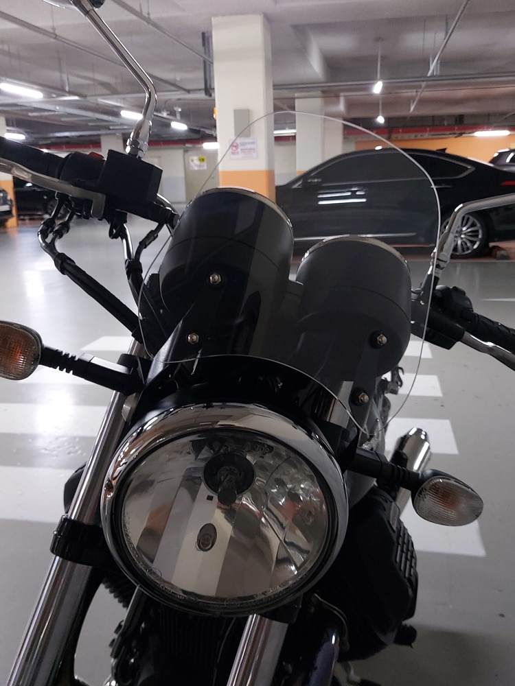 Parabrisas para Moto Guzzi V7 II III Stone Racer, soporte especial de carbono Milano, montaje de Faro, -750