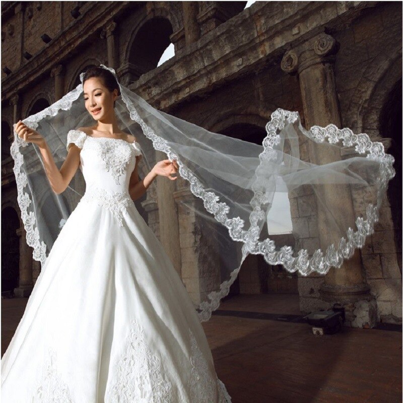 Velos de novia cortos baratos con borde de encaje, nuevos velos de boda cortos con capa, accesorios de boda