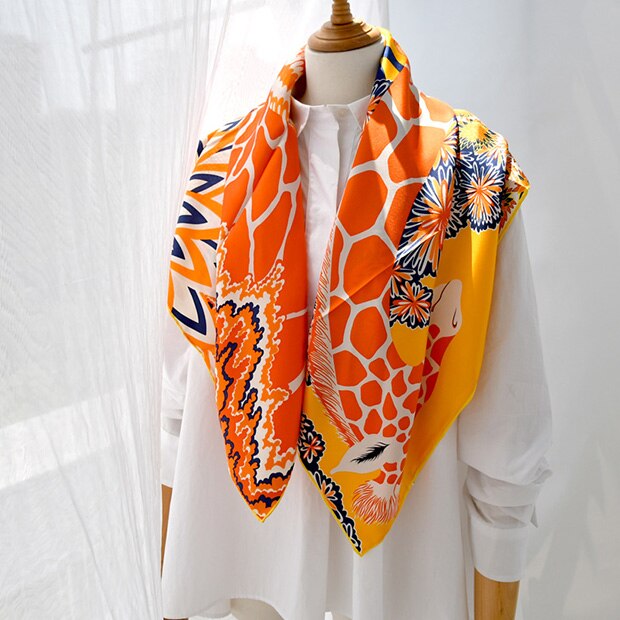 Pañuelo de seda impreso con jirafa para mujer, en azul o naranja, 100% seda auténtica, suave, de gran , cuadrado, chal de para mujer: Mandarina
