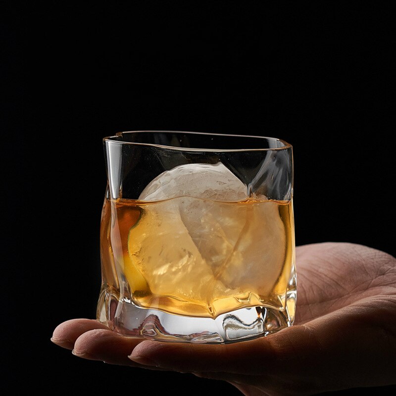 Gobelet japonais en verre à Whisky de forme irrégulière, verre à Whisky de style Makoto Komatsu, verre de dégustation de Cognac