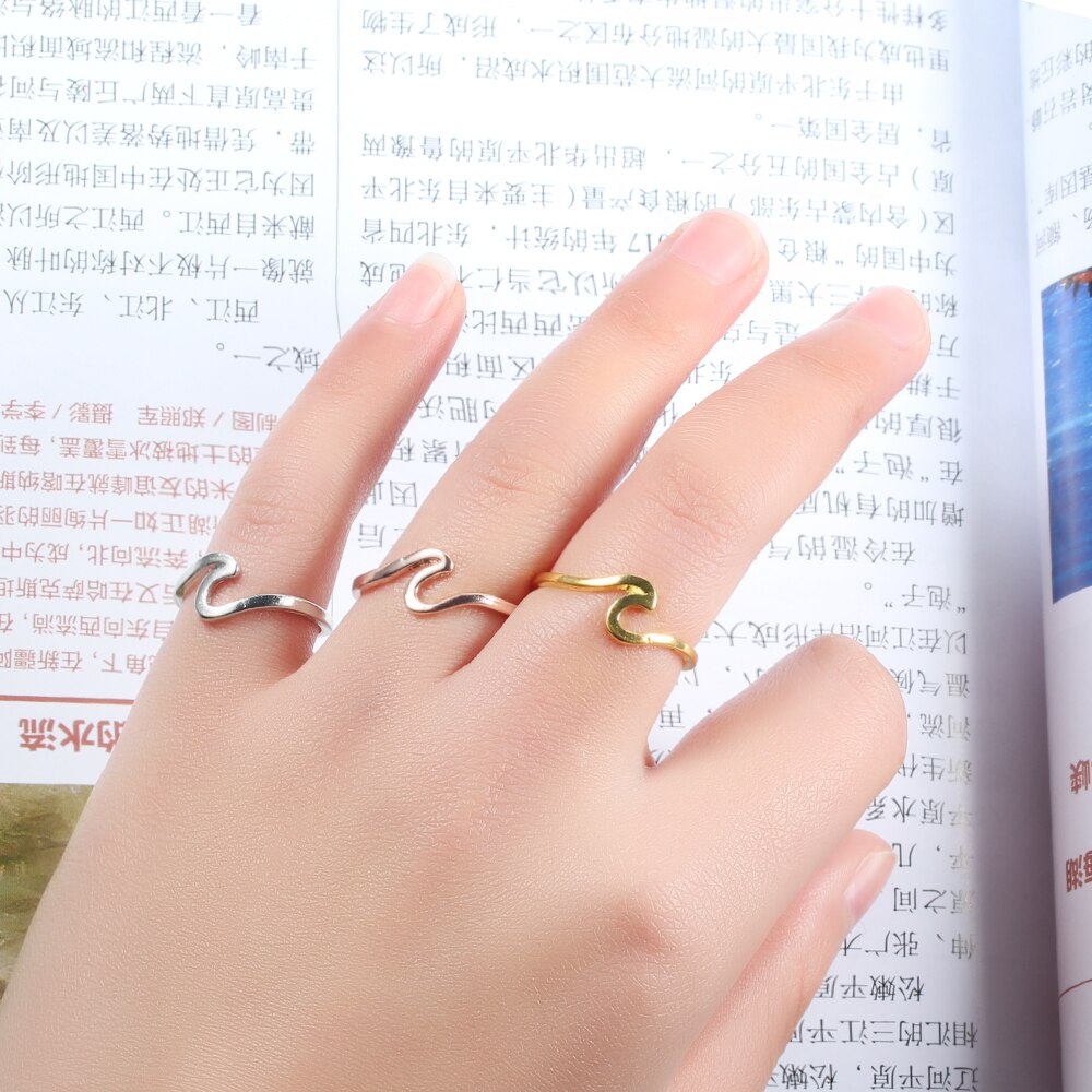 Mode Eenvoudige Wave Ringen Voor Vrouwen Wit Goud Kleur Bruiloft Sieraden Dames Nieuwkomers Dropshippping